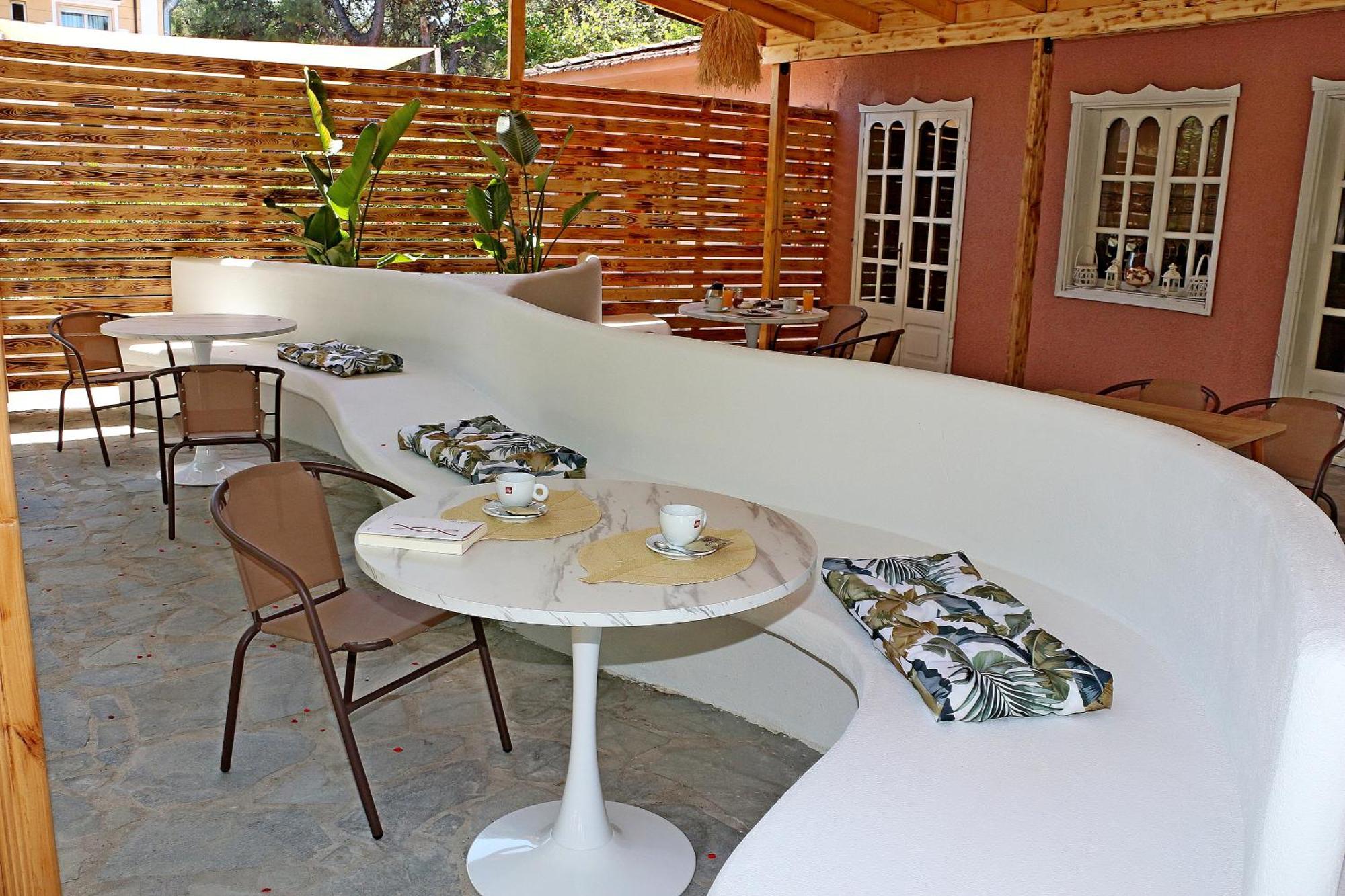 Kristal Hotel Prínos المظهر الخارجي الصورة